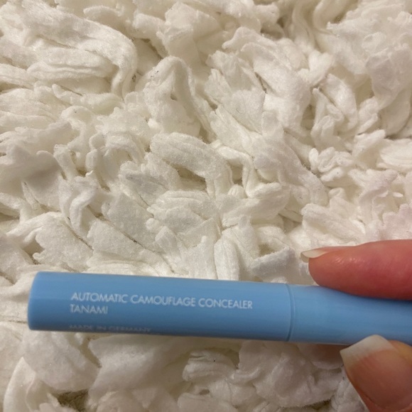 Concealer 😍New - Picture 3 of 3